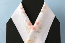 画像をギャラリービューアに読み込む, 雪輪 花 刺繍 半衿 正絹 梅 菊 桜 春 白 衿秀 小紋 着物全般 普段 お稽古 生地 肌ざわり 衿元 綺麗 お出掛け 半襟 おしゃれ 成人 式 大人 子供 着物 半襟 成人式 十三参り 半衿 長襦袢 振袖 女性 和服 和装小物 フォーマル カジュアル 可愛い