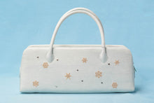 画像をギャラリービューアに読み込む, 雪の結晶 バッグ 和装 刺繍 利休バック 着物 バッグ 衿秀 和服 普段用 和装用 トートバック 和装用 和服 着物初心者 お出掛け 茶席 お茶会 鞄 着物に合わせるバッグ 和装用バック カジュアル 付下げ 紬 無地 小紋 きもの用バック 着物用バック