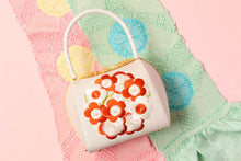 画像をギャラリービューアに読み込む, 梅 刺繍入り バッグ 白地 綴れ 和装用 衿秀 着物 振袖 成人式 十三参り 結婚式 卒業式 訪問着 付下げ 無地 小紋 高級 上質 フォーマル 単品 大人 女性 新品 着物用バッグ 和装用 和服 和装小物 お出掛け 茶席 お茶会 鞄 和装用バッグ きもの用バッグ 着物用バッグ