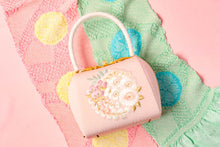 画像をギャラリービューアに読み込む, 着物 バッグ 和装用 衿秀 刺繍入り 振袖 成人式 訪問着 高級 上質 フォーマル 単品 大人 女性 新品 着物用バッグ 藤