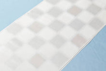 画像をギャラリービューアに読み込む, 長襦袢 正絹 反物 加藤萬 ブランド 新品 未仕立て 高級 留袖 フルオーダー 仕立て 着物 フォーマル 結婚式 礼装 着付け 白