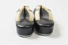 画像をギャラリービューアに読み込む, 軽量 草履 おしゃれ 鼻緒草履 エナメル 黒地 着物 ぞうり 軽量 和服 和装 小紋 履物 草履 履き 女性 レディース 普段 履き 鼻緒 草履 女性 痛くない 単品 カジュアル