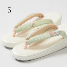 画像をギャラリービューアに読み込む, 夏草履 楊柳 刺しゅう入り 鼻緒草履 白 経シワ 楊柳シボ 着物 夏用 ぞうり 和服 刺繍 和装 小紋 紬 単衣 お出かけ着 夏 セミフォーマル 訪問着 付下げ 無地 草履 履き 女性 レディース 普段 履き 鼻緒 草履 女性 痛くない 単品 カジュアル