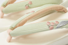 画像をギャラリービューアに読み込む, 夏草履 楊柳 刺しゅう入り 鼻緒草履 白 経シワ 楊柳シボ 着物 夏用 ぞうり 和服 刺繍 和装 小紋 紬 単衣 お出かけ着 夏 セミフォーマル 訪問着 付下げ 無地 草履 履き 女性 レディース 普段 履き 鼻緒 草履 女性 痛くない 単品 カジュアル