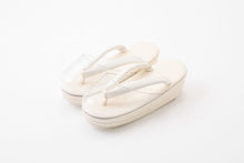 画像をギャラリービューアに読み込む, 草履 雨 雨用草履 光沢 白 ベージュ 衿秀 雨草履 爪付草履 厚底 雨の日 滑り止め 水 梅雨 着物 ぞうり 夏用草履 夏草履 夏用 和服 刺繍 和装 小紋 紬 フォーマル 七五三 お茶会 成人式 振袖 卒業式 結婚式 訪問着 付下げ 女性 レディース 女性 滑らない 通年 カジュアル