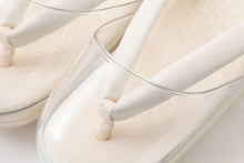 画像をギャラリービューアに読み込む, 草履 雨 雨用草履 光沢 白 ベージュ 衿秀 雨草履 爪付草履 厚底 雨の日 滑り止め 水 梅雨 着物 ぞうり 夏用草履 夏草履 夏用 和服 刺繍 和装 小紋 紬 フォーマル 七五三 お茶会 成人式 振袖 卒業式 結婚式 訪問着 付下げ 女性 レディース 女性 滑らない 通年 カジュアル