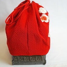 画像をギャラリービューアに読み込む, 和柄 巾着袋 ちりめん 毬 梅 可愛い 赤 黒 和装小物 大原商店 縮緬 和風 雑貨 巾着袋 和装バッグ カジュアル きもの 着物 袴 卒業式 袴姿 着物 バッグ 祭り 巾着 袋 和装 お出かけ 巾着バッグ 十三参り 小紋 きんちゃく ポーチ 巾着袋 大人 レディース
