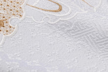 画像をギャラリービューアに読み込む, 留袖用 帯揚げ 白 黄変防止 唐織生地 地紋 刺しゅう 丹後ちりめん 上質 正絹100% 衿秀 刺繍 着物 袋帯 留袖 白 黒留袖 結婚式 フォーマル 正絹 結婚式用 通年 白い帯揚げ 単品 花嫁 母 礼装用 白地 ネオクラッセ加工シルク 色留袖 色留