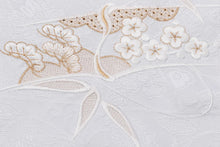 画像をギャラリービューアに読み込む, 留袖用 帯揚げ 白 黄変防止 唐織生地 地紋 刺しゅう 丹後ちりめん 上質 正絹100% 衿秀 刺繍 着物 袋帯 留袖 白 黒留袖 結婚式 フォーマル 正絹 結婚式用 通年 白い帯揚げ 単品 花嫁 母 礼装用 白地 ネオクラッセ加工シルク 色留袖 色留