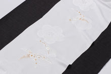 画像をギャラリービューアに読み込む, 留袖用 帯揚げ 白 黄変防止 唐織生地 地紋 刺しゅう 丹後ちりめん 上質 正絹100% 衿秀 刺繍 着物 袋帯 留袖 白 黒留袖 結婚式 フォーマル 正絹 結婚式用 通年 白い帯揚げ 単品 花嫁 母 礼装用 白地 ネオクラッセ加工シルク 色留袖 色留