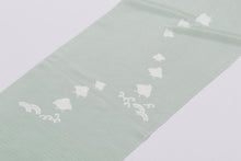 画像をギャラリービューアに読み込む, 千鳥 ちどり 夏 帯揚げ 正絹 藍色 紺 加藤萬 みふじ きもの 夏用 夏着物 上質 単衣 帯あげ 染 名古屋帯 フォーマル 和装小物 帯あげ 夏物 着付け小物 紗 絽 お稽古 夏祭り 夏支度 訪問着 付下げ 無地 小紋 紬 浴衣 カジュアル ゆかた 浴衣 夏用帯揚げ