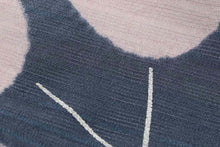 画像をギャラリービューアに読み込む, 萩 夏 帯揚げ 正絹 藍色 紺 加藤萬 みふじ きもの 夏用 夏着物 上質 単衣 帯あげ 染 名古屋帯 フォーマル 和装小物 帯あげ 夏物 着付け小物 紗 絽 お稽古 夏祭り 夏支度 訪問着 付下げ 無地 小紋 紬 浴衣 カジュアル ゆかた 浴衣 夏用帯揚げ