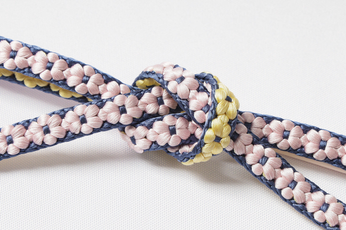 純国産 小桜組 帯締め 正絹 和小物さくら 帯〆 花柄 ピンク 紬 小紋