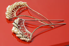 画像をギャラリービューアに読み込む, パール バチ型 松 梅 桜 簪 かんざし 大原商店 花しおり 髪飾り フォーマル 留袖 色留袖 二本差し 高級 銀杏 簪 京都 着物 結婚式 和装 髪 和服 浴衣 髪飾り かんざし 簪 和装用 着物 ヘアアクセサリー ヘアメイク 飾り 訪問着 付下げ 小紋 無地