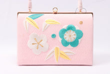 画像をギャラリービューアに読み込む, 着物 バッグ 和装 和小物さくら 縮緬 刺繍 梅 竹 刺しゅう ピンク 可愛い 和装バッグ 結婚式 訪問着 高級 上質 フォーマル 単品 大人 女性 新品 和装用 着物用バッグ 振袖 訪問着 付け下げ 小物入れ 鞄 着物に合わせるバッグ 和装用バック