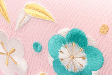 画像をギャラリービューアに読み込む, 着物 バッグ 和装 和小物さくら 縮緬 刺繍 梅 竹 刺しゅう ピンク 可愛い 和装バッグ 結婚式 訪問着 高級 上質 フォーマル 単品 大人 女性 新品 和装用 着物用バッグ 振袖 訪問着 付け下げ 小物入れ 鞄 着物に合わせるバッグ 和装用バック