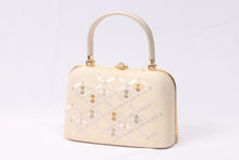 画像をギャラリービューアに読み込む, 着物 バッグ 和装用 衿秀 正絹 刺繍 可愛い 和装バッグ 結婚式 訪問着 高級 上質 フォーマル 大人 女性 新品 着物用バッグ 振袖 訪問着 付け下げ 小物入れ 鞄 着物に合わせるバッグ 和装用バック