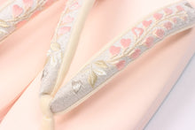 画像をギャラリービューアに読み込む, 着物 バッグ 和装用 衿秀 正絹 刺繍 可愛い 和装バッグ 結婚式 訪問着 高級 上質 フォーマル 大人 女性 新品 着物用バッグ 振袖 訪問着 付け下げ 小物入れ 鞄 着物に合わせるバッグ 和装用バック