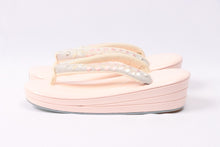 画像をギャラリービューアに読み込む, 着物 バッグ 和装用 衿秀 正絹 刺繍 可愛い 和装バッグ 結婚式 訪問着 高級 上質 フォーマル 大人 女性 新品 着物用バッグ 振袖 訪問着 付け下げ 小物入れ 鞄 着物に合わせるバッグ 和装用バック