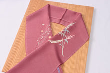 画像をギャラリービューアに読み込む, 加賀友禅 正絹半衿 笹短冊 七夕 手書き 夏 縮緬 濃いピンク 正絹 絹 半衿 本加賀友禅 作家 落款 ちりめん 着物 付下げ 小紋 無地 紬 着物全般 普段 お稽古 衿元 綺麗 半襟 おしゃれ 大人 長襦袢 女性 和服 和装小物 着付け小物 カジュアル 可愛い 衿 襟