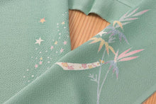 画像をギャラリービューアに読み込む, 加賀友禅 正絹半衿 笹短冊 七夕 手書き 縮緬 緑 正絹 絹 半衿 本加賀友禅 作家 落款 ちりめん 着物 付下げ 小紋 無地 紬 着物全般 普段 お稽古 衿元 綺麗 半襟 おしゃれ 大人 長襦袢 女性 和服 和装小物 着付け小物 カジュアル 可愛い 衿 襟