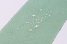 画像をギャラリービューアに読み込む, 加賀友禅 正絹半衿 笹短冊 七夕 手書き 縮緬 緑 正絹 絹 半衿 本加賀友禅 作家 落款 ちりめん 着物 付下げ 小紋 無地 紬 着物全般 普段 お稽古 衿元 綺麗 半襟 おしゃれ 大人 長襦袢 女性 和服 和装小物 着付け小物 カジュアル 可愛い 衿 襟