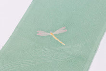 画像をギャラリービューアに読み込む, 加賀友禅 正絹半衿 とんぼ 秋 手書き 縮緬 緑 正絹 絹 半衿 本加賀友禅 作家 落款 ちりめん 着物 付下げ 小紋 無地 紬 着物全般 普段 お稽古 衿元 綺麗 半襟 おしゃれ 大人 長襦袢 女性 和服 和装小物 着付け小物 カジュアル 可愛い 衿 襟