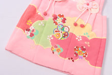 画像をギャラリービューアに読み込む, 日本製 被布コート 単品 七五三 着物 3歳 女の子 正絹 被布着 被布 初節句 衣装 絹100% 羽織り 和装 3歳 7歳 女の子 古典 正絹 きんちゃく キッズ 女の子 ガールズ 女児 七五三 日本製 衿秀 子供 初詣 桃の節句 防寒 子供 着物 正月 和服 和装 子ども用 ピンク 友禅模様