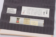 画像をギャラリービューアに読み込む, お召し紬 反物 紬 着物 黒 ブラック 袷 西村織物 博多伝統工芸 単衣 紬 お召 献上模様 おしゃれ カジュアル 単衣 女性 レディース 和服 和装小物 着付け 柄入り 着付け小物 おしゃれ カジュアル 単衣着物 お召 御召 紬