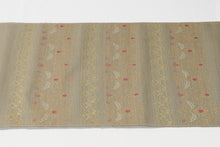 画像をギャラリービューアに読み込む, 名古屋帯 反物 正絹 ジェノバ装飾紋 茶色 ブラウン 誉田屋源兵衛 帯 未仕立て 九寸名古屋帯 なごや帯 おしゃれ カジュアル お洒落 高級 着付け レディース 色無地 無地 付下げ 小紋 無地 紬 木綿 きもの 着物 女性 和服 和装小物 着付け小物 単衣 袷