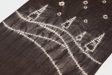 画像をギャラリービューアに読み込む, 名古屋帯 反物 正絹 絞り 桐生 桐生絞り 名門 泉織物 謹製 菱絞り 茶色 帯 未仕立て 九寸名古屋帯 なごや帯 おしゃれ カジュアル お洒落 高級 着付け レディース 色無地 無地 付下げ 紬 小紋 木綿 きもの 着物 女性 和服 和装小物 着付け小物 単衣 袷