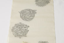 画像をギャラリービューアに読み込む, 法要用 夏 名古屋帯 夏帯 反物 正絹 未仕立て 西陣 絽綴れ 花丸 秋の七草 グレー 夏用 帯 名古屋帯 九寸名古屋帯 夏物 着物 盛夏 カジュアル 和服 和装 和装小物 着付け 小物 夏の帯 夏の着物 涼しい 涼しげ お洒落 女性用 盛夏 単衣 無地 喪服