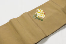 画像をギャラリービューアに読み込む, 名古屋帯 反物 正絹 しゃれ帯 百合 押絵 グレー 帯 刺しゅう 未仕立て 九寸名古屋帯 なごや帯 おしゃれ カジュアル お洒落 高級 着付け レディース 色無地 無地 きもの 着物 女性 和服 和装小物 着付け小物 無地 紬 小紋