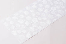 画像をギャラリービューアに読み込む, 留袖用 帯揚げ 白 地紋 丹後ちりめん 上質 正絹100% 衿秀 着物 袋帯 留袖 白 黒留袖 結婚式 フォーマル 正絹 結婚式用 通年 白い帯揚げ 単品 花嫁 母 礼装用 白地 色留袖 色留