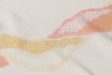 画像をギャラリービューアに読み込む, 帯揚げ 正絹 絞り 薄いピンク色 龍工房 高級 和服 礼装 着物 袋帯 名古屋帯 おしゃれ フォーマル 袷 単衣 パーティー 入学式 結婚式 七五三 礼装用 色留袖 訪問着 付下げ 無地 小紋 色無地 着付け小物 帯あげ 和装小物