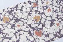 画像をギャラリービューアに読み込む, ハート マーブル模様 帯揚げ 正絹 紺色 龍工房 高級 和服 着物 しゃれ袋 名古屋帯 おしゃれ カジュアル 袷 単衣 パーティー 付下げ お茶会 無地 紬 小紋 木綿 着付け小物 帯あげ 和装小物