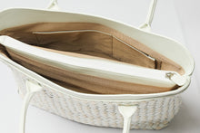 画像をギャラリービューアに読み込む, 牛皮 縮緬 バッグ 和装 洋装 着物 バッグ 白 ホワイト 衿秀 がま口バック 和服 普段用 和装用 トートバック 和装用 和服 着物初心者 お出掛け 茶席 お茶会 鞄 着物に合わせるバッグ 和装用バック カジュアル きもの用バック 着物用バック 小紋 付下げ 無地 小紋 紬