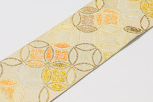 画像をギャラリービューアに読み込む, 半幅帯 正絹 七宝模様 唐織 金 ゴールド ベージュ 西陣織物 京都 博多帯 博多織 日本製 帯 細帯 着物 フォーマル カジュアル 単衣 小紋 和服 和装 和装小物 着付け 小物 お洒落 女性用 レディース きもの 着物 高級 訪問着 付下げ 小紋 無地