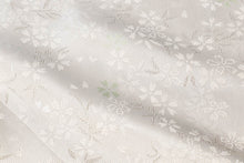 画像をギャラリービューアに読み込む, さくら地紋 帯揚げ 正絹 桜 地紋 両面 桜吹雪 春 和小物さくら 着物 名古屋帯 袋帯 母の日 還暦祝い おしゃれ カジュアル 小紋 袷 単衣 コーディネート 付け下げ 和服 和装 小紋 紬 無地 付下げ 訪問着 着付け小物 帯あげ 和装小物