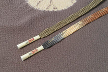 画像をギャラリービューアに読み込む, 純国産 平組 帯締め 正絹 龍工房 高級 帯〆 豪華 金糸 茶色 緑色 小紋 名古屋帯 帯 コーディネート おしゃれ 名古屋帯 袋帯 袷 単衣 組紐 着物 和装 着付け小物 和装小物 フォーマル 結婚式 七五三 訪問着 礼装用 色留袖 帯締め 日本製 国産