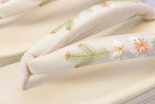 画像をギャラリービューアに読み込む, 草履 着物 和服 刺繍 和装 普段 フォーマル 衿秀 履き 女性 レディース 普段 履き 鼻緒 女性 レディース 単品 カジュアル