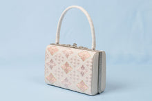 画像をギャラリービューアに読み込む, 着物 バッグ 和装用 衿秀 刺繍 振袖 訪問着 高級 上質 フォーマル 単品 大人 女性 新品 着物用バッグ