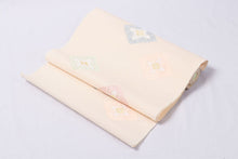 画像をギャラリービューアに読み込む, 名古屋帯 帯反物 西陣 薄いグレー 薄ピンク 華菱模様 名古屋帯 帯 未仕立て 九寸名古屋帯 なごや帯 おしゃれ カジュアル お洒落 高級 着付け レディース 付下げ 小紋 無地 きもの 着物 女性 和服 和装小物 着付け小物 単衣 袷