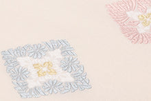 画像をギャラリービューアに読み込む, 名古屋帯 帯反物 西陣 薄いグレー 薄ピンク 華菱模様 名古屋帯 帯 未仕立て 九寸名古屋帯 なごや帯 おしゃれ カジュアル お洒落 高級 着付け レディース 付下げ 小紋 無地 きもの 着物 女性 和服 和装小物 着付け小物 単衣 袷