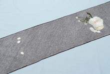 画像をギャラリービューアに読み込む, 絞り 綸子 刺繍 桜 名古屋帯 付下げ 小紋 紬 お茶席 未仕立て 反物 桜模様 さくら 高級 京都 有名 ブランド 野口 京友禅