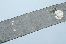 画像をギャラリービューアに読み込む, 絞り 綸子 刺繍 桜 名古屋帯 付下げ 小紋 紬 お茶席 未仕立て 反物 桜模様 さくら 高級 京都 有名 ブランド 野口 京友禅