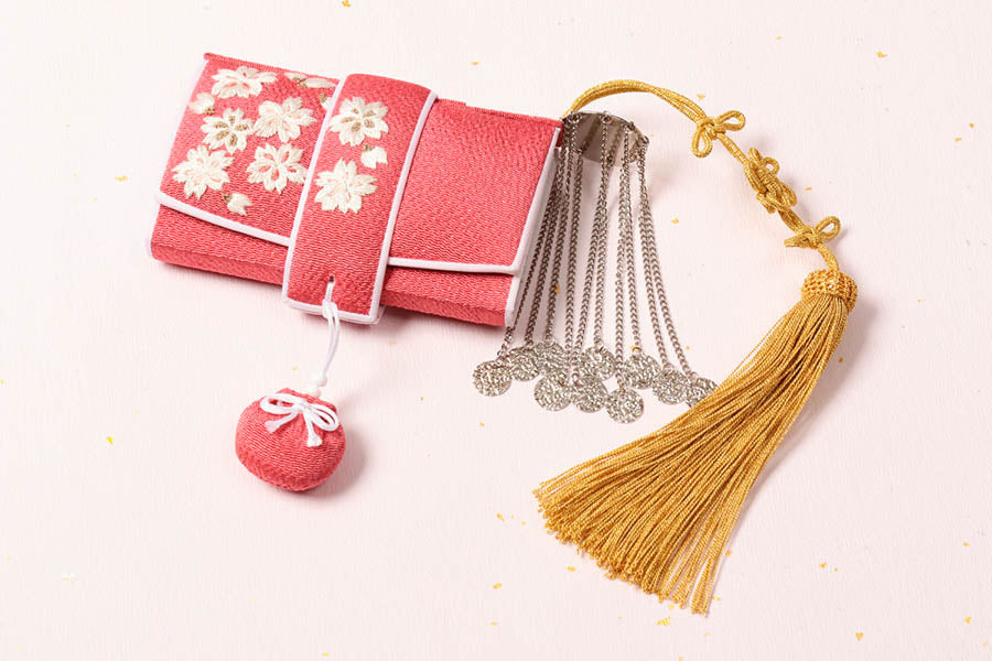 専用です☆上級品☆抹茶　縮緬　刺繍　作り帯と筥迫セット 専用です☆上級品☆抹茶 縮緬 刺繍 作り帯と筥迫セット 京都室町