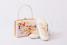 画像をギャラリービューアに読み込む, 熨斗模様 和装用バッグ 草履 セット 衿秀 着物 バッグ 和装用 綴れ 留袖 色留袖 成人式 十三参り 結婚式 卒業式 訪問着 高級 上質 フォーマル 大人 女性 着物用バッグ 和装用 和服 和装小物 お出掛け 茶席 お茶会 鞄 和装用バッグ きもの用バッグ 着物用バッグ