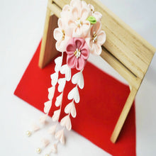 画像をギャラリービューアに読み込む, 花咲く つまみかんざし ピンク つまみ細工 簪 セット 縮緬 絞り 花しおり つまみ簪 かんざし 袴 振袖 十三参り 卒業式 成人式 ママ振り 髪飾り 着物 結婚式 和装 髪 かんざし 和服 浴衣 髪飾り かんざし 簪 高級 和装用 着物 訪問着 小紋 フォーマル ヘアアクセサリー