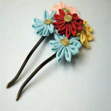 画像をギャラリービューアに読み込む, 髪飾り つまみ細工 花 桜 菊 簪 つまみ くろちく 普段使い 京都 着物 結婚式 髪飾り かんざし 簪 かわいい 花 ピンク 高級 和装用 着物 美容院 シンプル おしゃれ プレゼント 贈り物 ギフト 着物 和服 和装 ヘアアクセサリー 振袖 フォーマル カジュアル